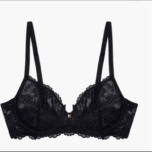 NWT Savage x Fenty Black Lace Bralette